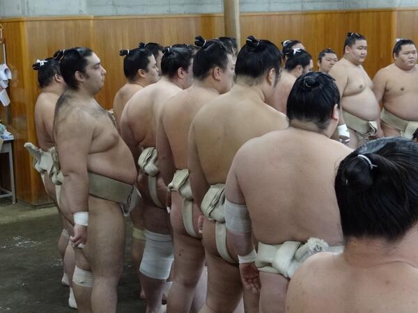 お相撲さんの髪型の名前と種類は 床山さんの研修講習会を覗いてみよう 大相撲のブログ部屋